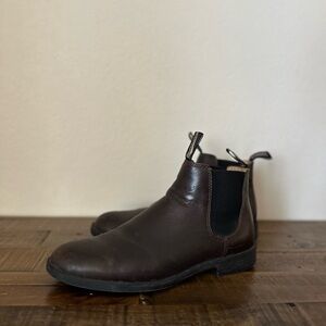 Men's Dress Blundstone Chelsea Boots - Classic Slip-On Style